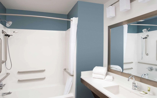 Extended Stay America Select Suites - Kansas City - Stadium