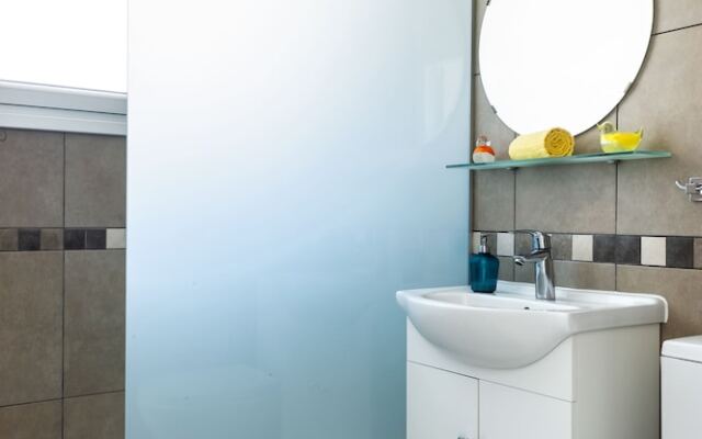 Pebble Beach Holiday Apartments
