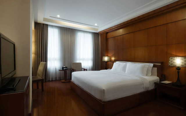 Nhat Ha L'Opera Hotel