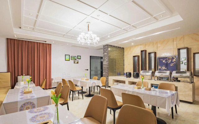 Xixi Hotel ( Xiangyang Aviation Road Xiang Zhou No. 1 Middle School)