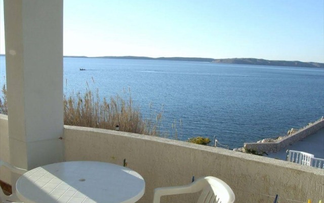 Vila 4m - Boarding House And Apartments