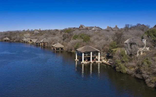 Vaal River YOLO Spaces – Vaal River Bush Lodge