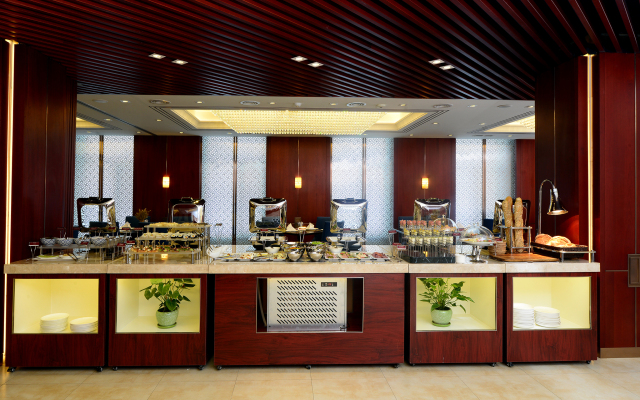Kempinski Hotel Khan Palace