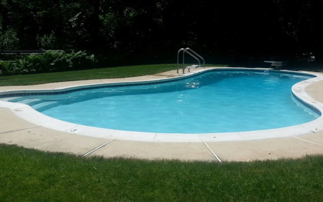 Beautiful Townhome with Pool