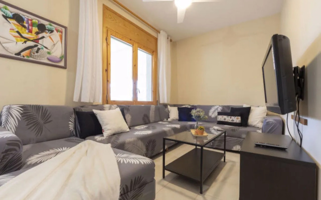 House Lucky Deltebre