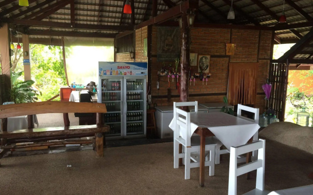 Lung Pae Resort