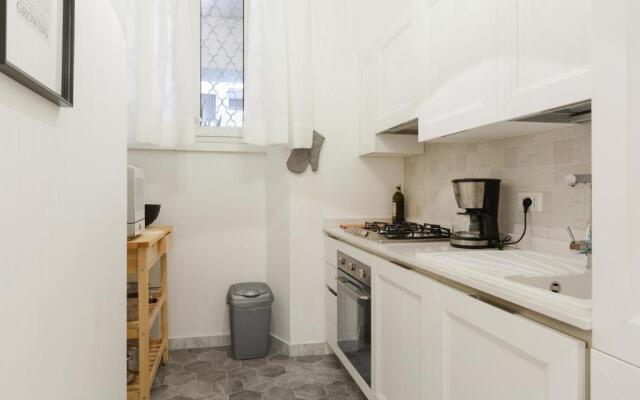 Modern Comfort, Poetic Charm