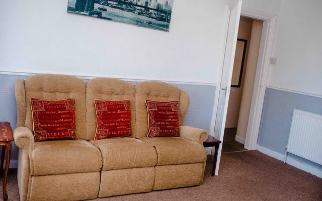 The Chadwick Holiday Flats
