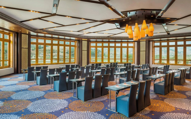 Le Meridien Paro, Riverfront