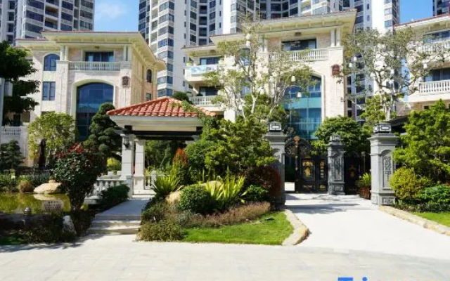 White Dolphins Villa