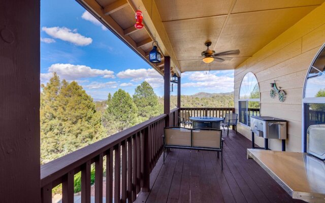 5 Mi to Dtwn Prescott: Home w/ Deck & Mtn Views