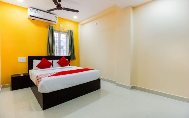 OYO 40125 Srirama Hotels, Gachhibowli