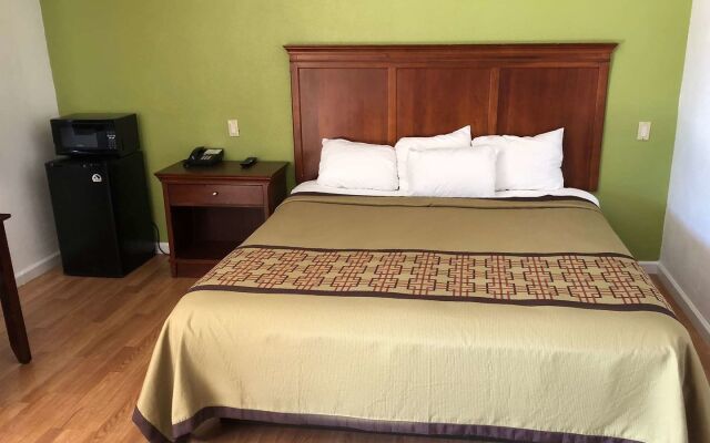 Americas Best Value Inn Visalia