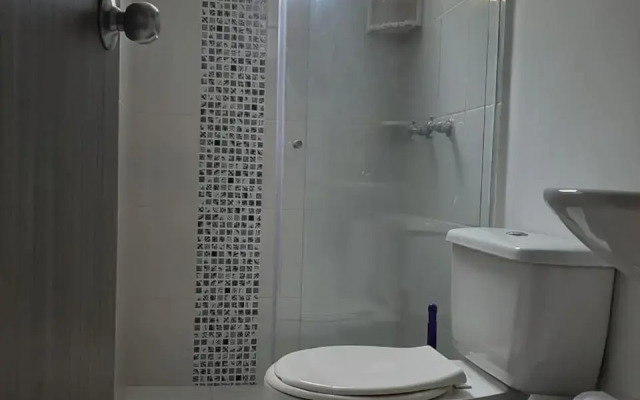APARTAMENTO AVENIDA CONDINA Primer Piso