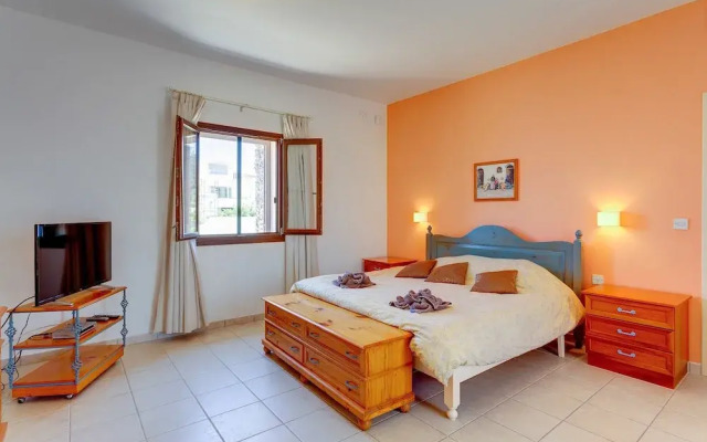 Superlative 4 Bedroom Villa With Private Pool