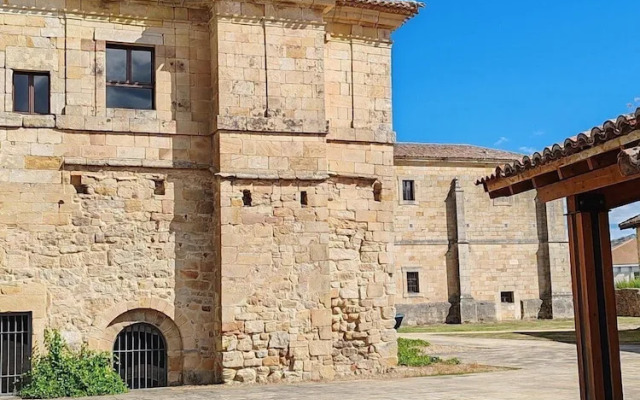 Posada Santa Maria La Real