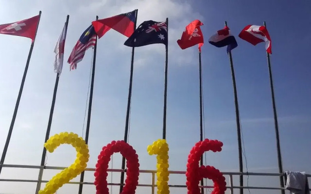 Roll Inn Eco-village