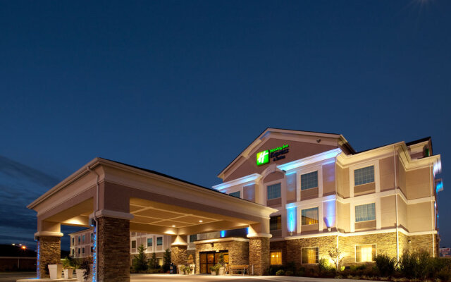 Holiday Inn Express Hotel & Suites Ada