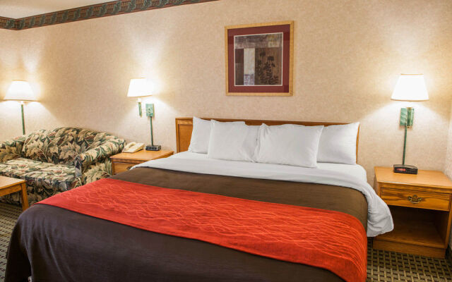 Baymont Inn and Suites by Wyndham Franklin, Indiana