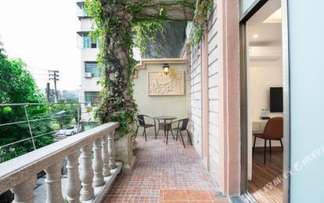 Xiaoshu Wushe Boutique Hostel