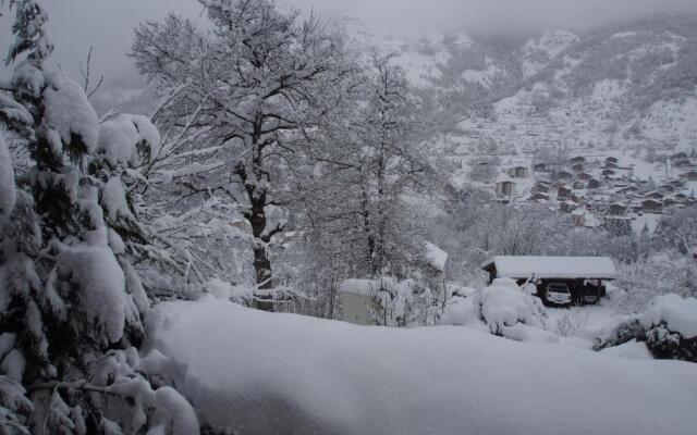 Chalet Greystone