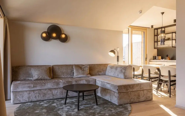 Apartment With 3 Private Terraces