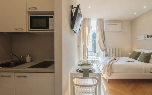 MT Studio by Rent All Como