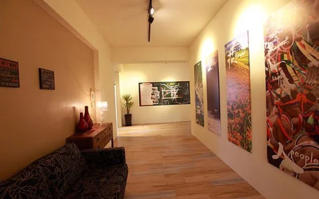 I See U 298 Hostel