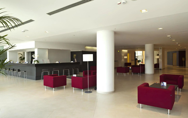 Inn Naples Airport