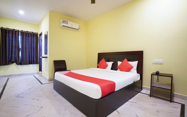 Tulasi Anugana Grand by OYO Rooms
