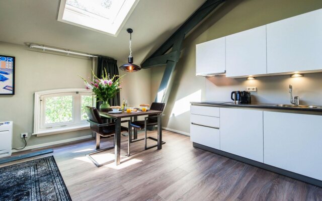 YAYS Amsterdam Maritime by Numa