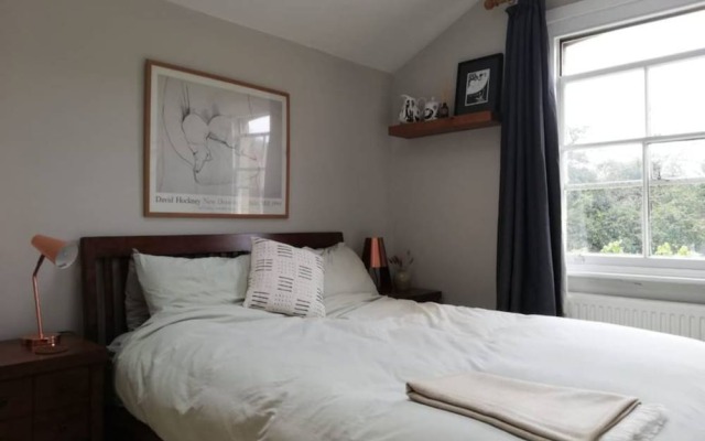 Stylish 2 Bedroom Apartment Stoke Newington