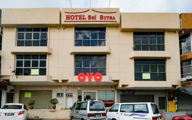 OYO 89968 Sri Sutra Hotel