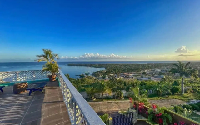 Villa Isabella Discovery Bay