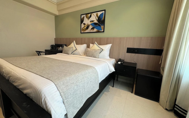 Hotel Mumbai House Valnai Malad
