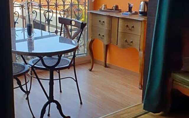 Au Chambellan (Adults Only)