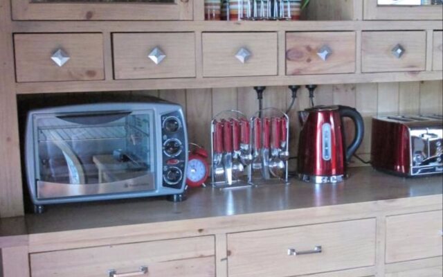 Designer Cottage B&B