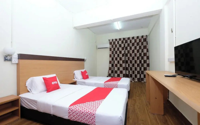 OYO 1105 Hotel 75