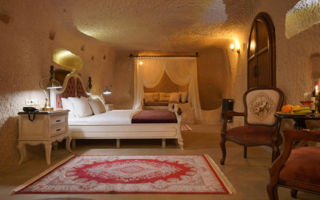 Maya Cave Hotel