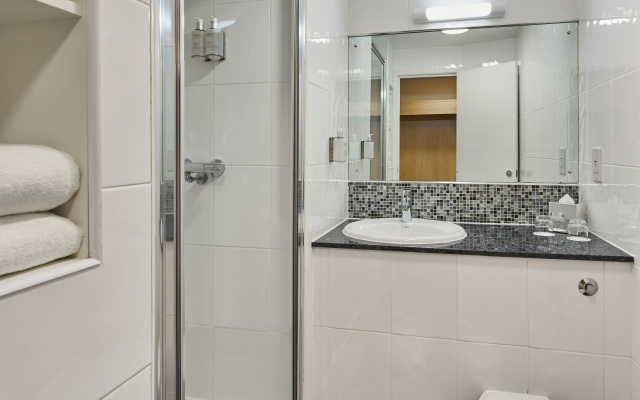 Leonardo Inn Aberdeen Airport