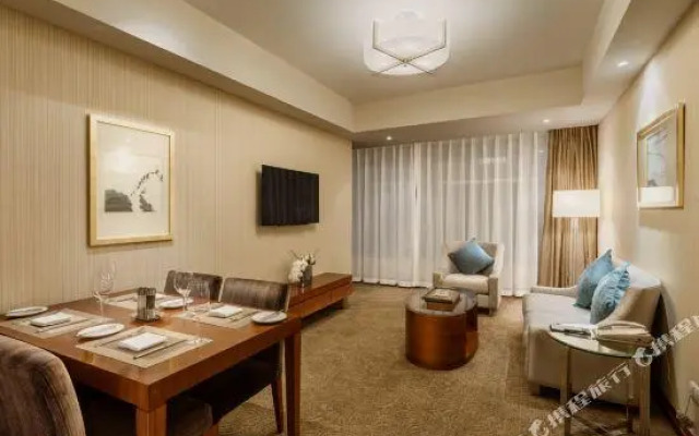 Yunda Sheraton International Plaza Apartment Hotel