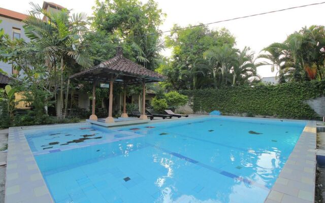 Airy Pantai Kuta Poppies Lane Satu Bali