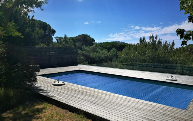 Table Mountain Retreat