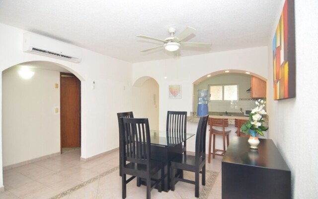 2BR Condo ground level Rinconada Del Sol