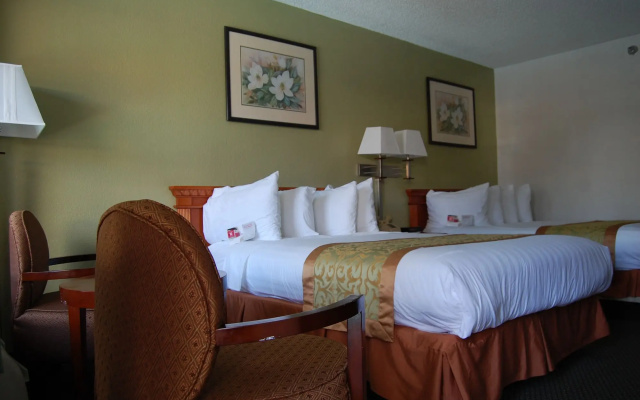 Ramada by Wyndham Temple Terrace/Tampa North