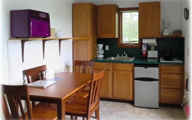 Bayside Inn & Marina