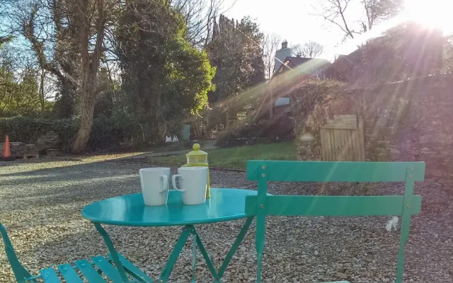 Moville Boutique Hostel