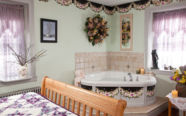 Country Hearth Bed & Breakfast