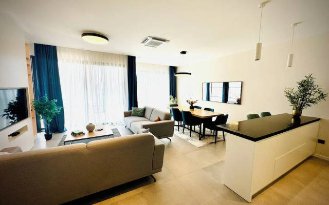 Royal Blue Resort & Residence
