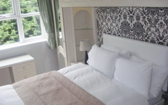 Sea Front Apartment